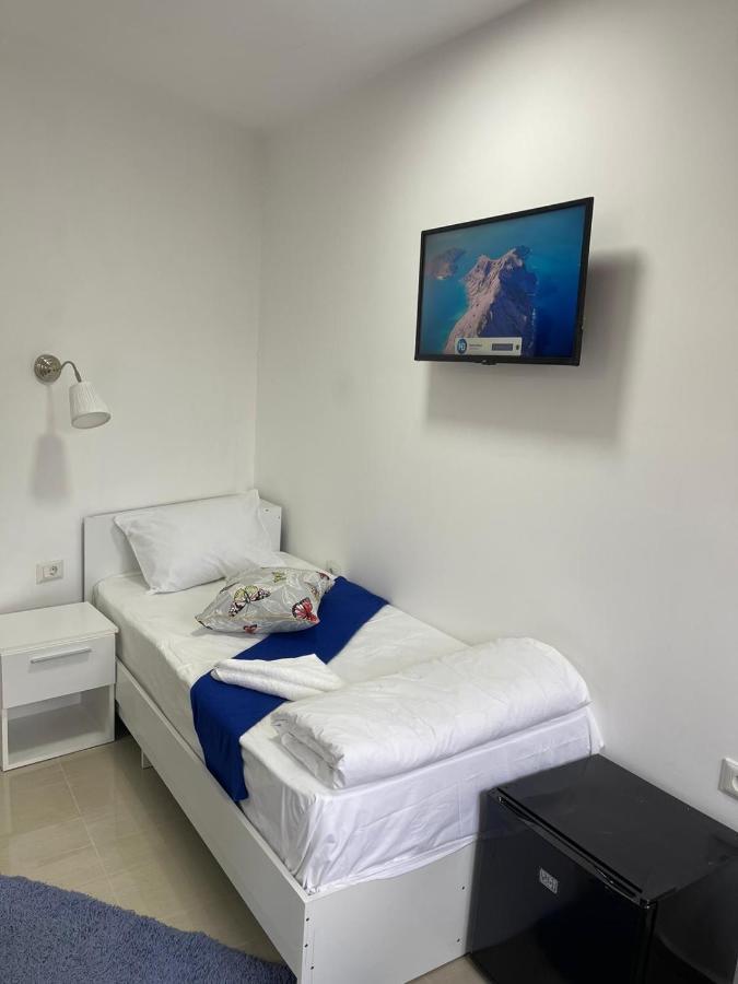 Hostel Tripoli Palace Bucharest Exterior photo